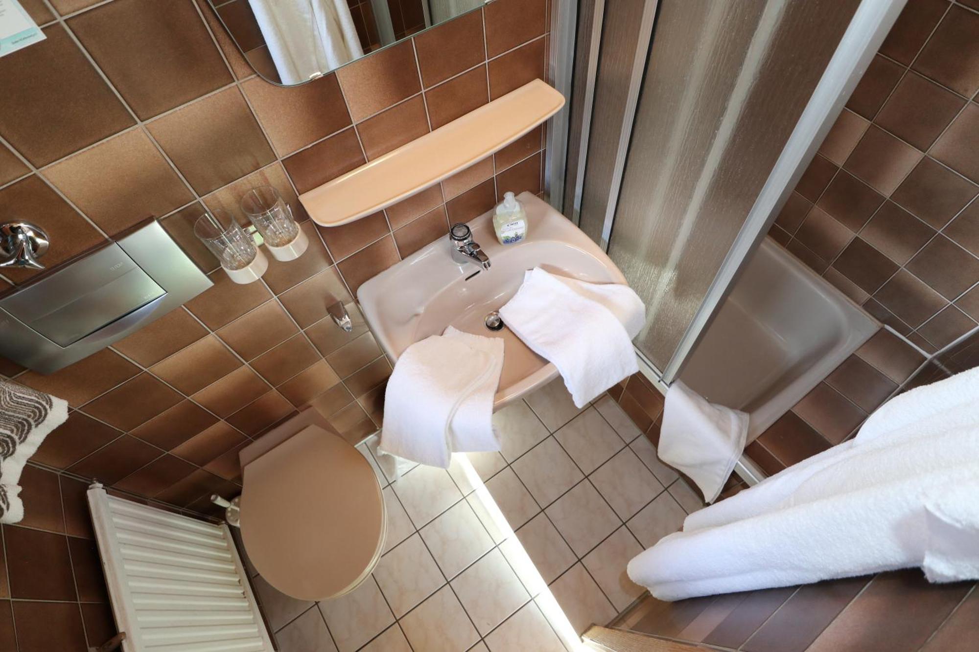 Hoehenpension Glashuette Bed&Breakfast Fruehstueckspension Hotel Garni Bonndorf im Schwarzwald Exterior foto