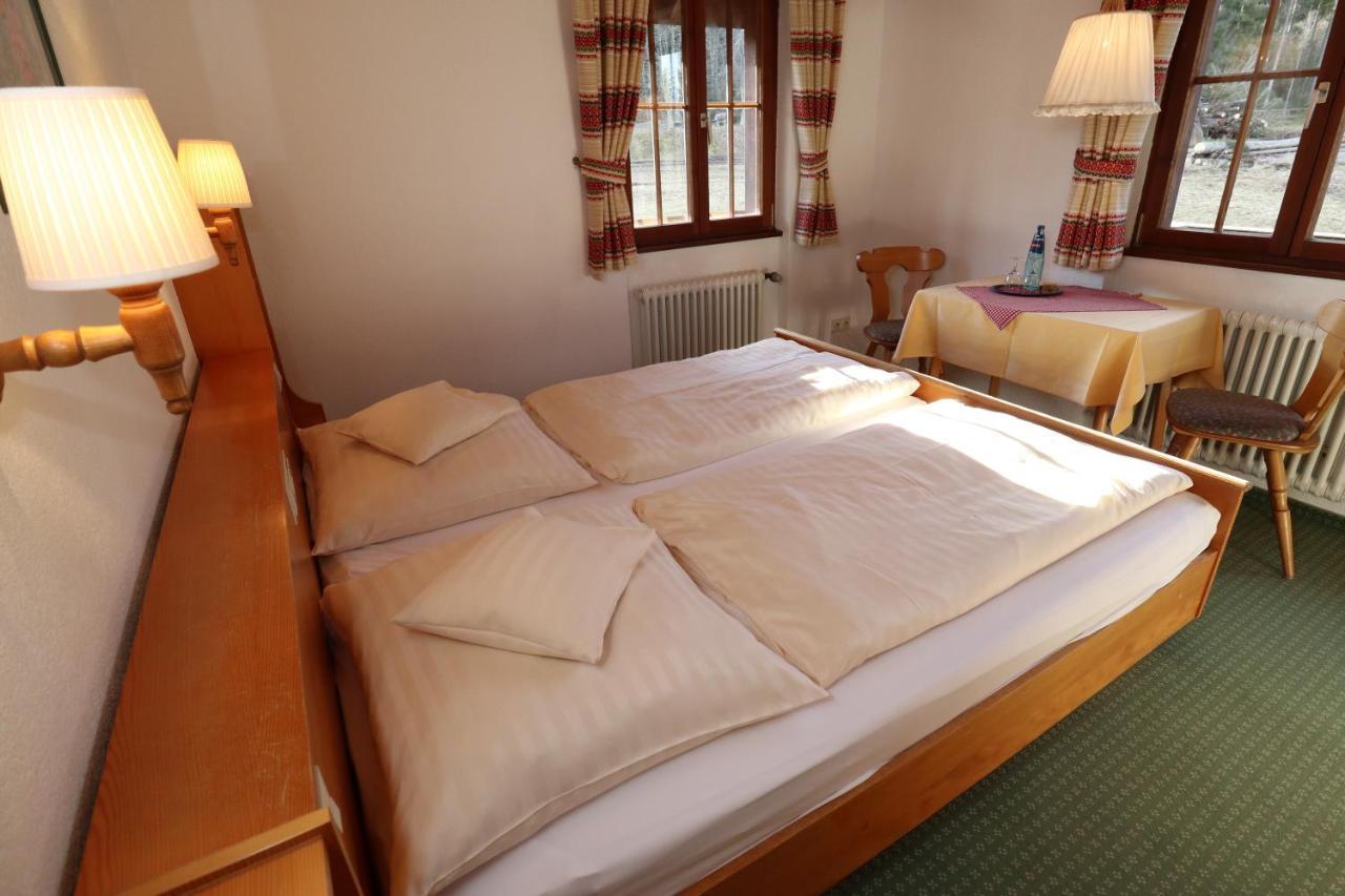 Hoehenpension Glashuette Bed&Breakfast Fruehstueckspension Hotel Garni Bonndorf im Schwarzwald Exterior foto